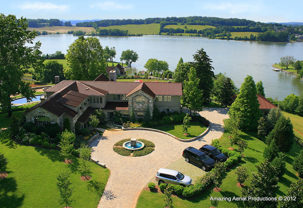 Fort Loudon Lake home Amazing Aerial Photography by McCamish Media