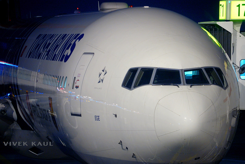 Turkish Airlines 7773F2(ER) TCJJI YYZ Vivek Kaul Flickr