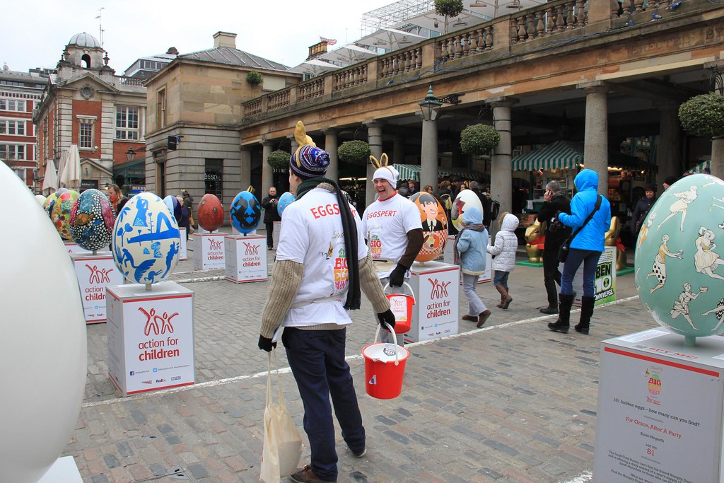 The Big Egg Hunt 2013 Covent Garden, London Lindt is pro… Flickr