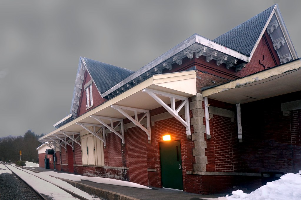 former Dean Street train station (Taunton, MA) The Old Col… Flickr