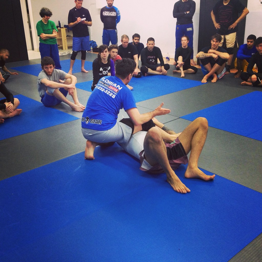Kenny Florian at Clockwork BJJ Kenny Florian teaching some… Flickr