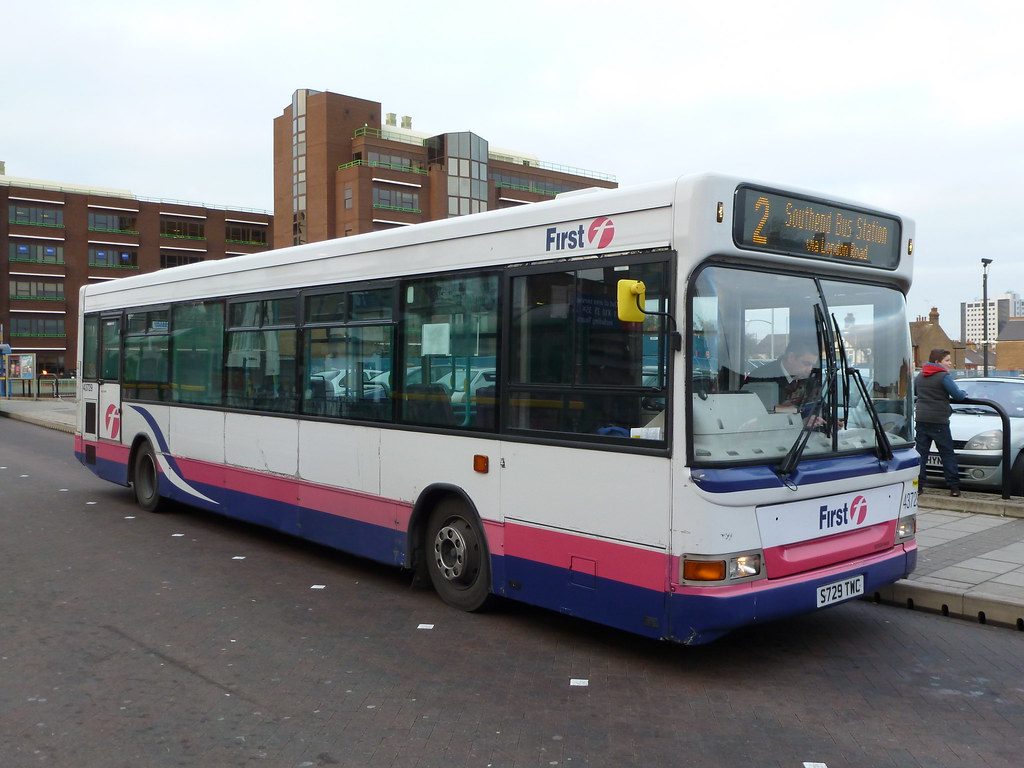 First Essex Dart S729TWC (43729) Southend Bus Station LewisBrownlow