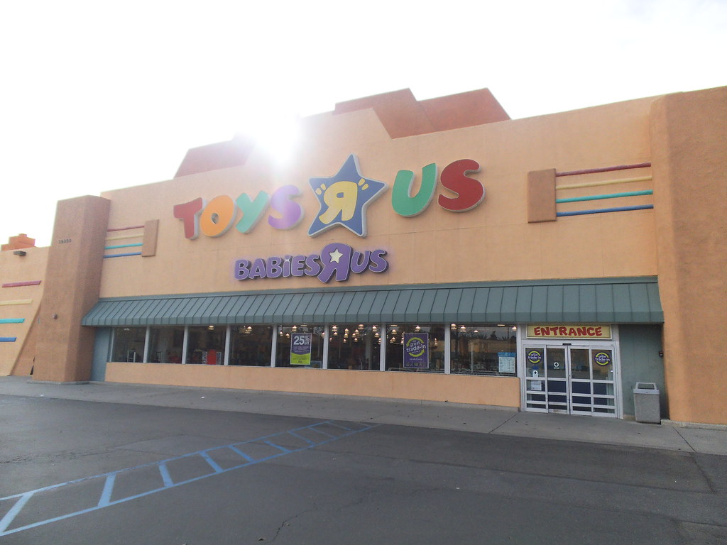ToysRUs Toys R Us of Murrieta, California, this location… Flickr