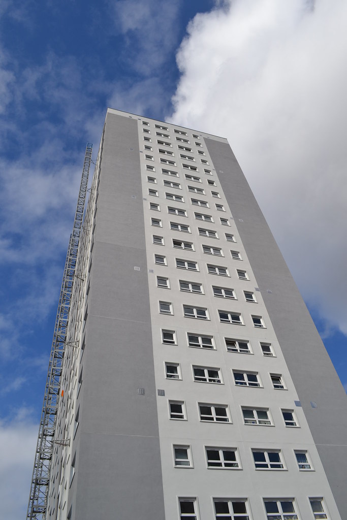 Looking up at Glenavon Road Steven Mark Browning Flickr
