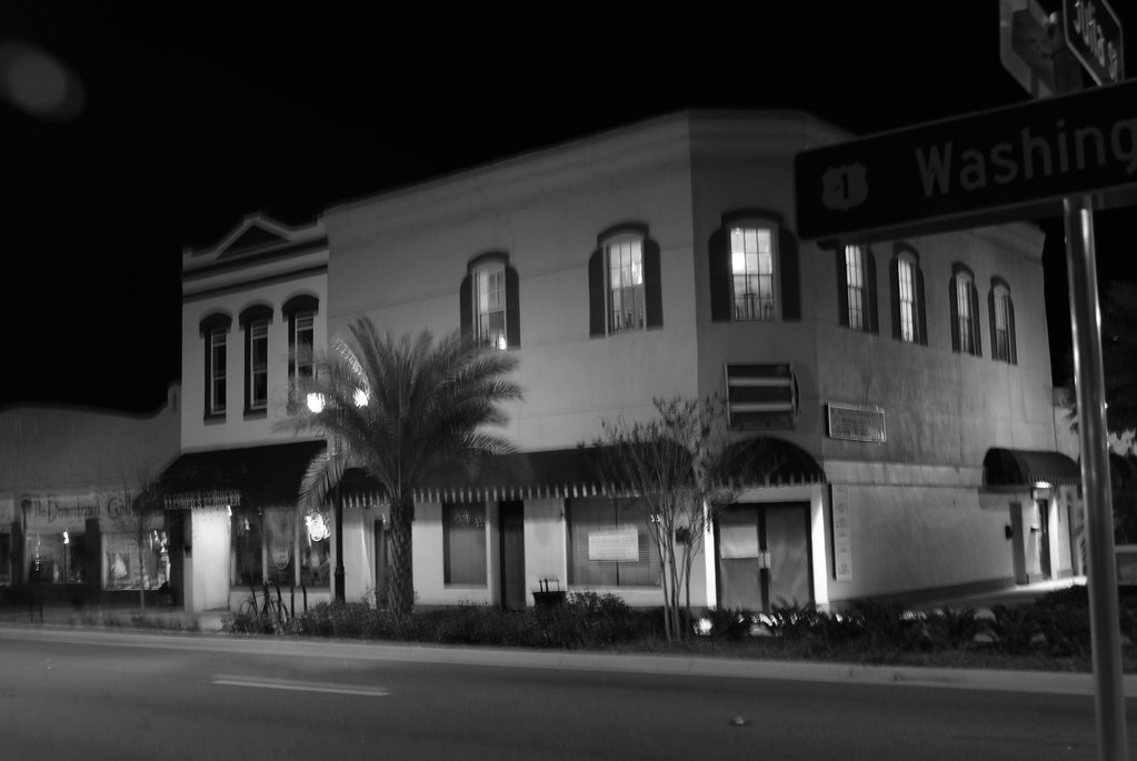 Building in Downtown Titusville Here's a shot of a buildin… Flickr