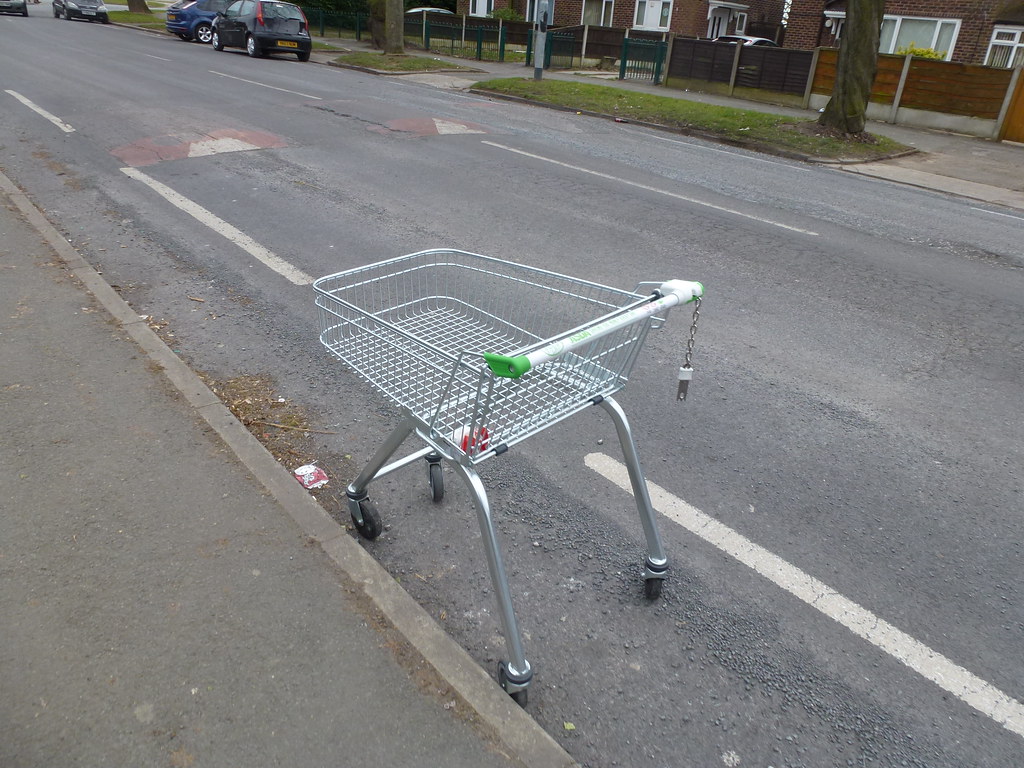 Parked Asda shopping trolley Seen on Gladeside Road in Wyt… Flickr