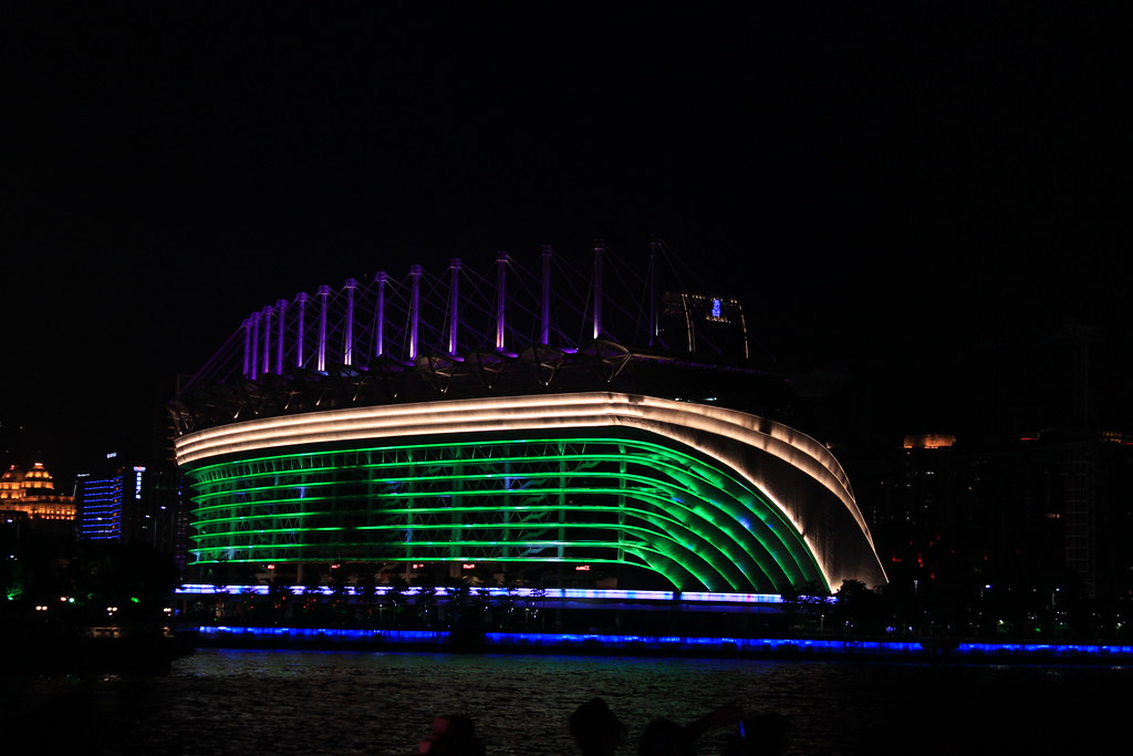 Pearl River at night in Guangzhou 廣州珠江夜遊 Tony Lin Flickr