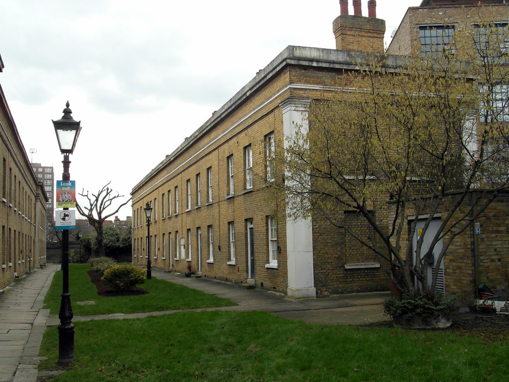 Caroline Gardens Asylum Road, Camberwell. Almshouses desig… Flickr