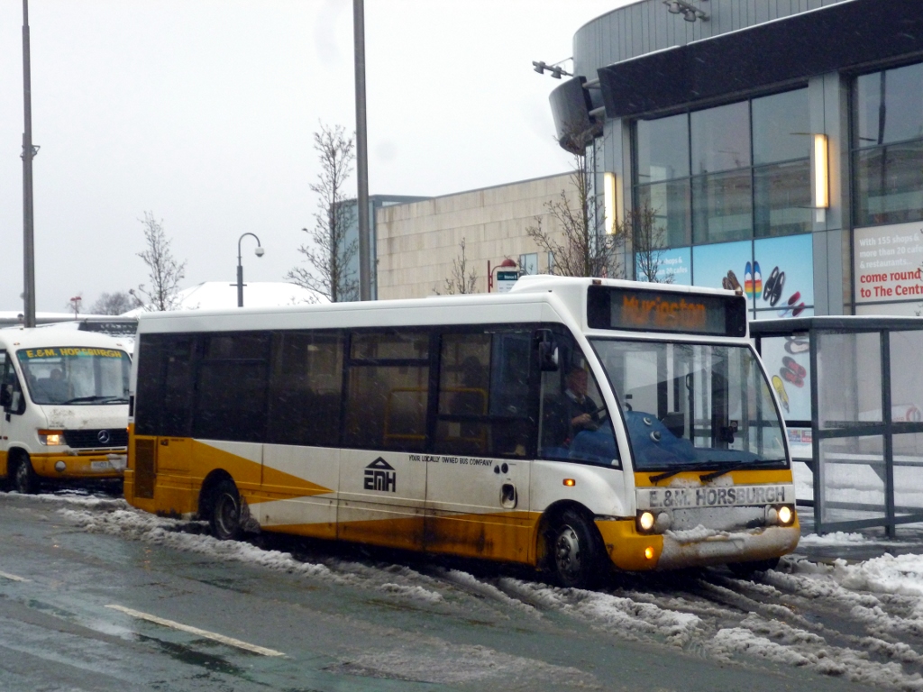 E&M Horsburgh YP02LCC at Livingston Bus terminal Service 3… Flickr