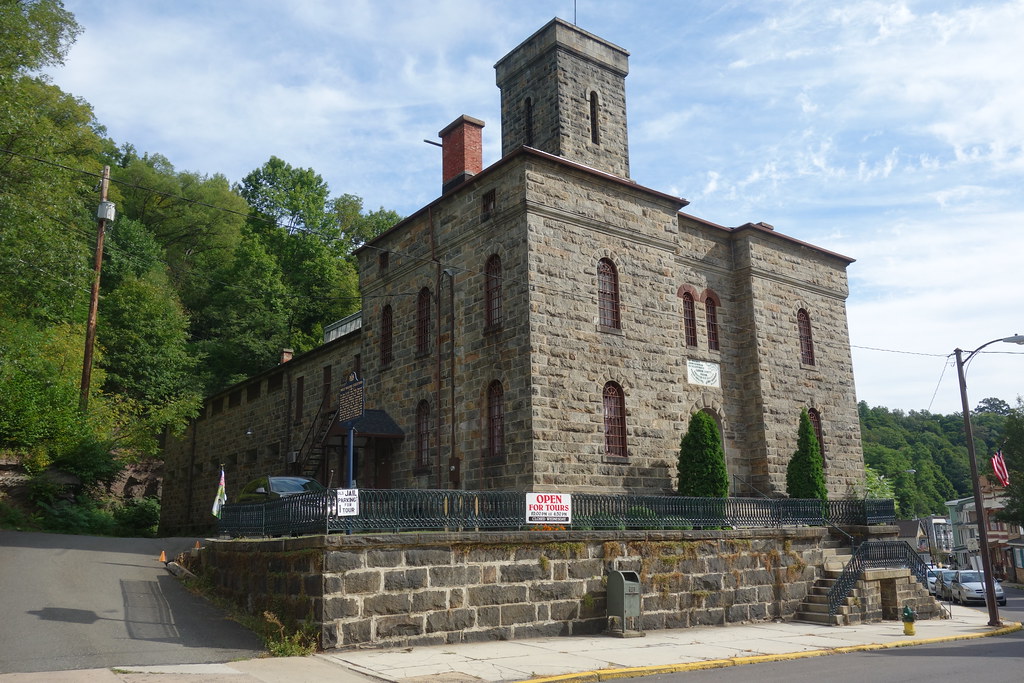 Carbon County Jail YouTuber Flickr