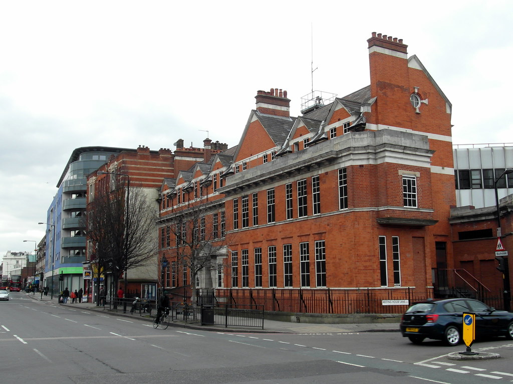 Police Station Peckham High Street, Peckham Reading Tom Flickr