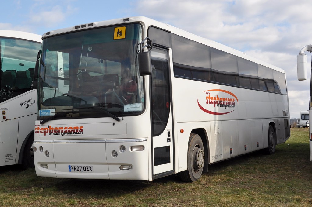 Stephensons of Easingwold YN07 OZX 14032013 Cheltenh… Flickr