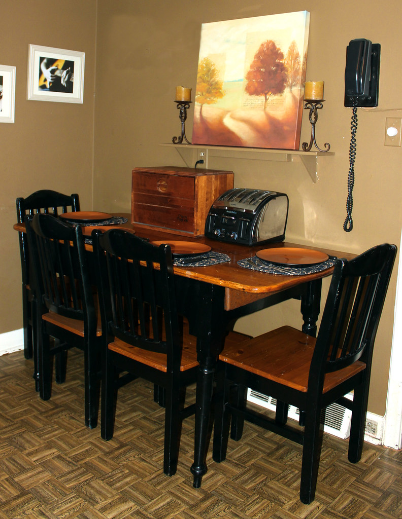 Kitchen table and chairs set Only 60 from kijiji. Flickr