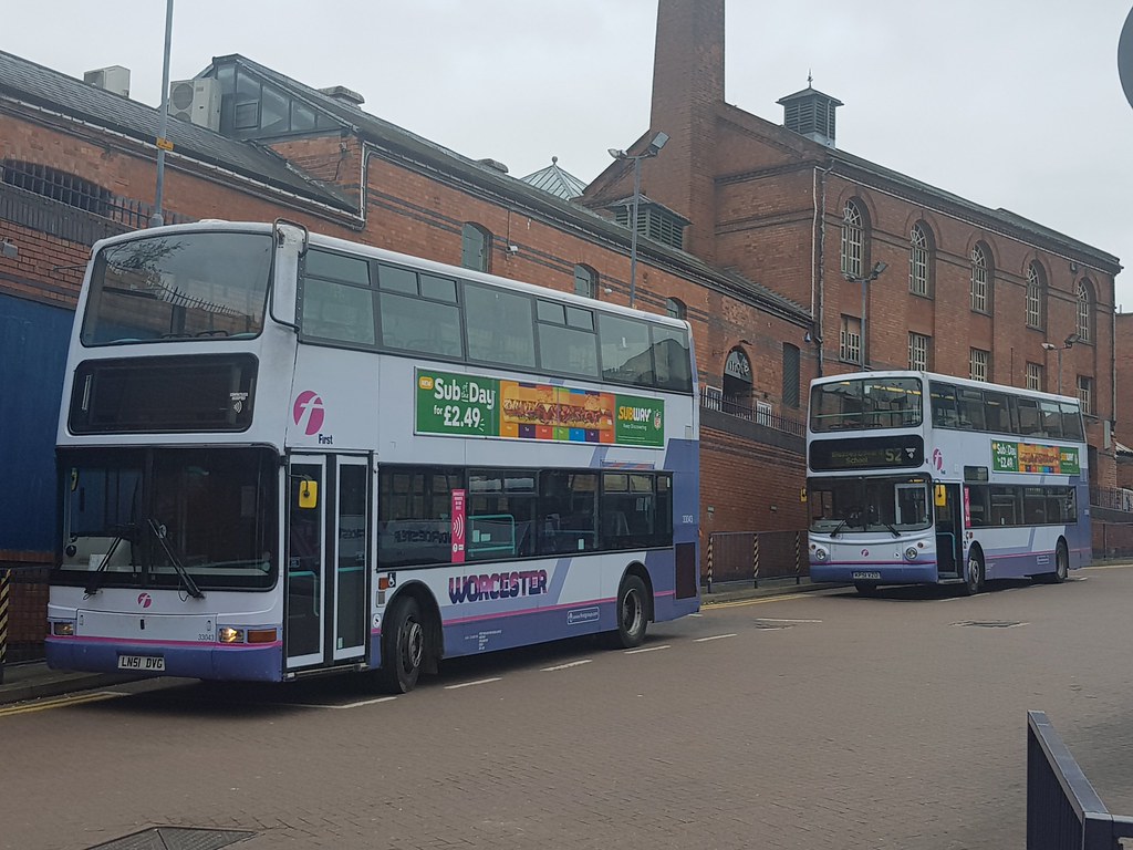 First Worcester 33043 LN51DVG West Mids Bus Pics Flickr