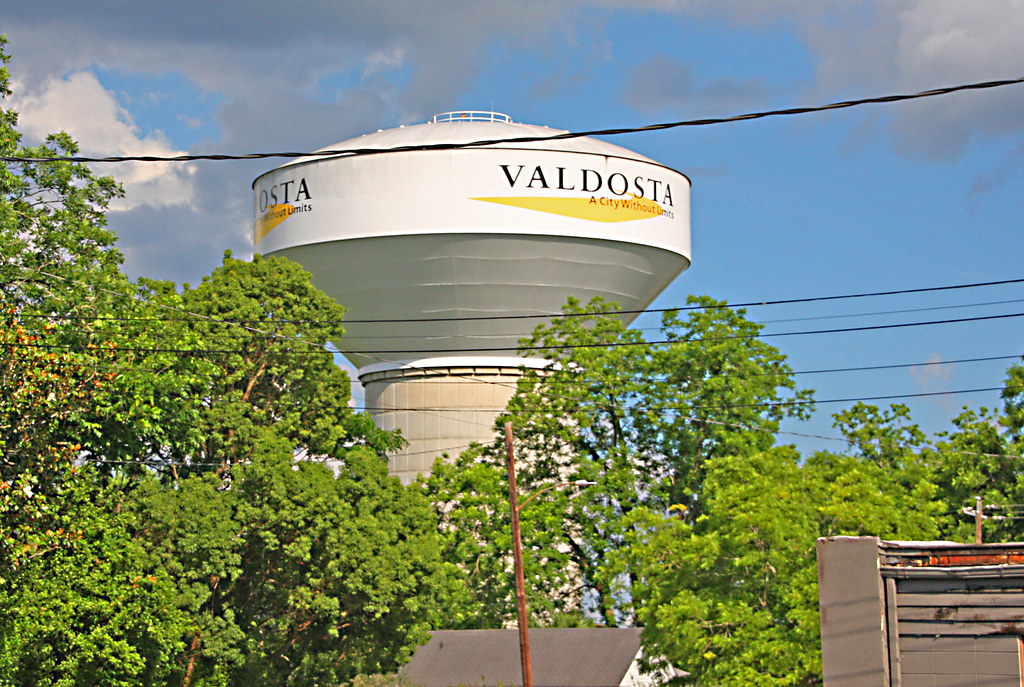 Valdosta Water Tower and part of the Valdosta Railway Head… Flickr