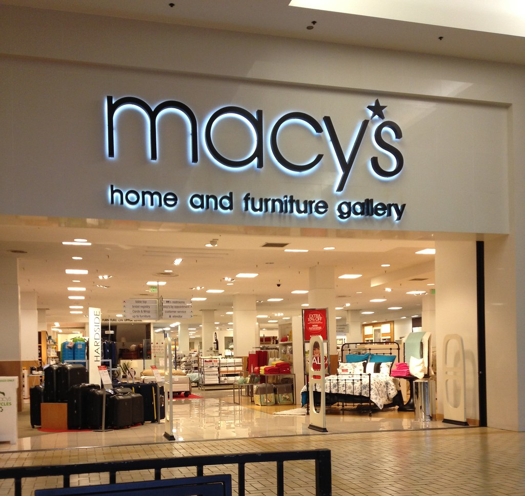 The Broadway Del Amo Second floor mall entrance to the Mac… Flickr