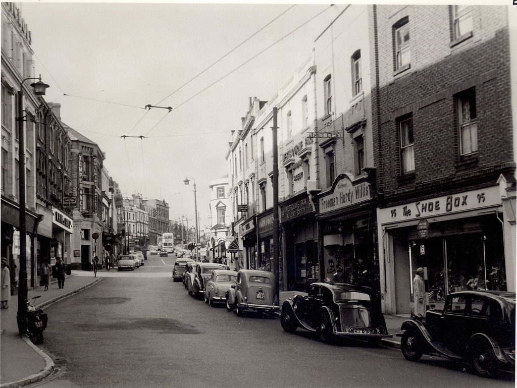 COMMERCIAL RD. BOURNEMOUTH. DORSET. OCTOBER 1959 The view … Flickr