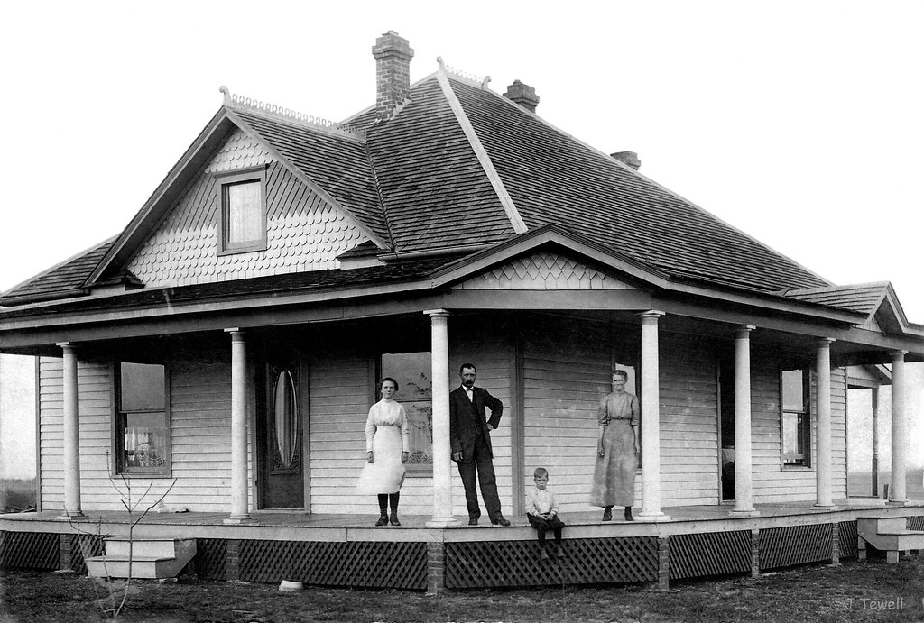 Girard or somewhere near, on the back is printed Ely, Girard, Kansas