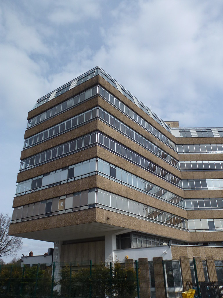 Delta House, Wythenshawe Mikey Flickr