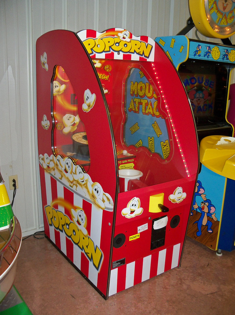 OH Geneva On The Lake Popcorn Popcorn arcade game at Adv… Flickr