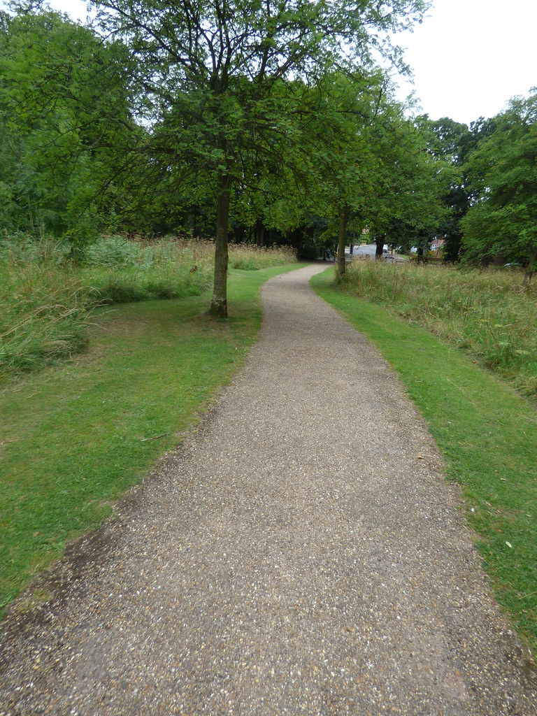 Kings Norton Local Nature Reserve path A walk around par… Flickr