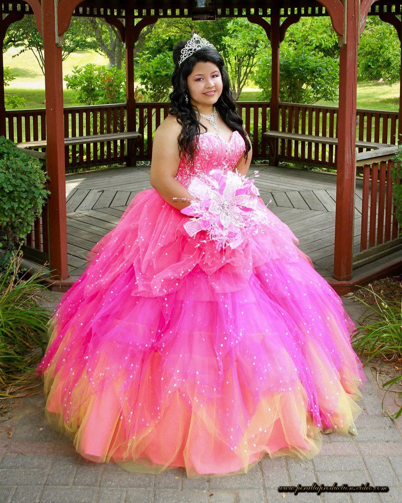 Quince Quinceañeras Luis Peralta Flickr