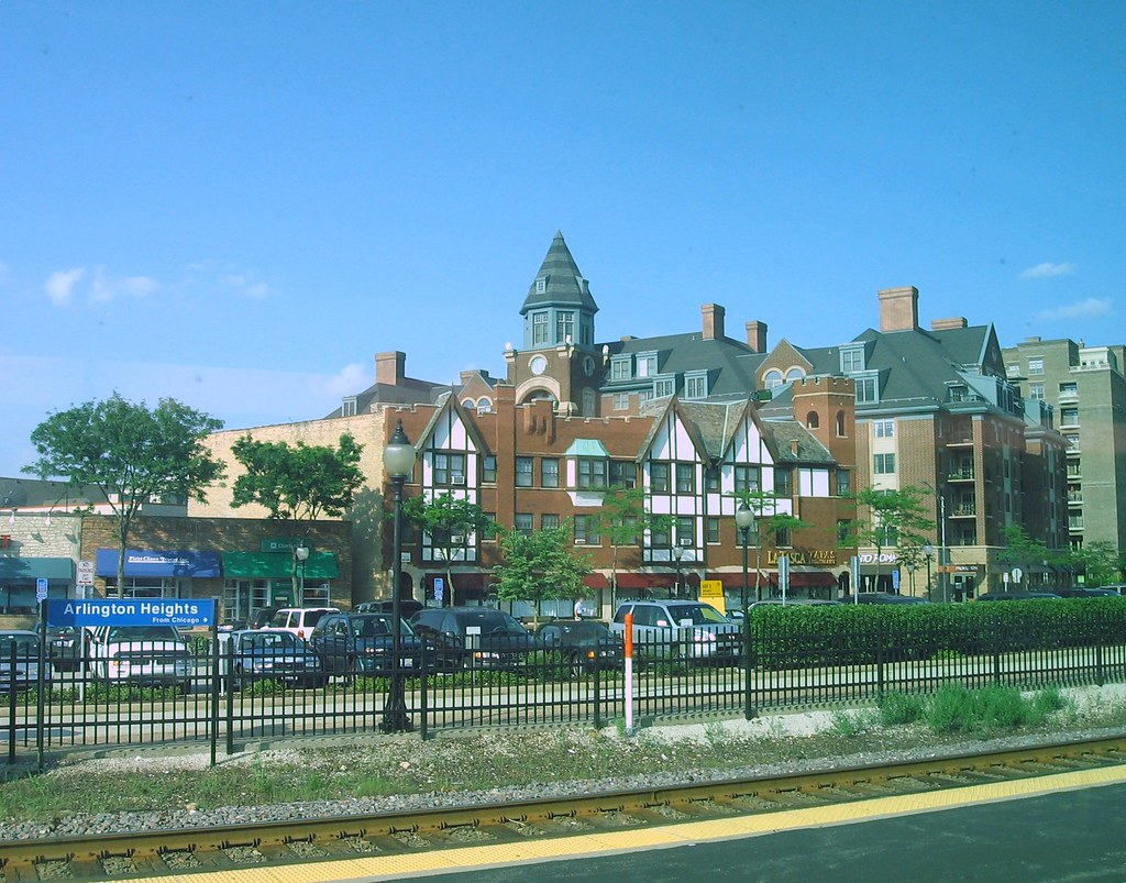 Arlington Heights from the train. Dr Reelgood Flickr