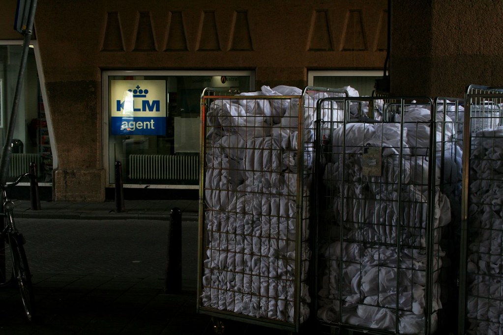 Laundry A hotel's dirty sheets. Véronique DebordLazaro Flickr