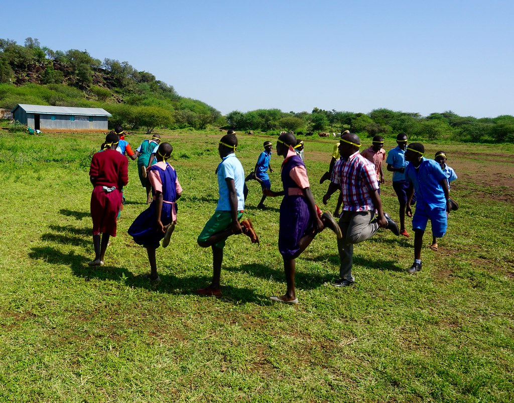 Playing Team Building Games w/ children at CPI Kenya's "Pe… Flickr