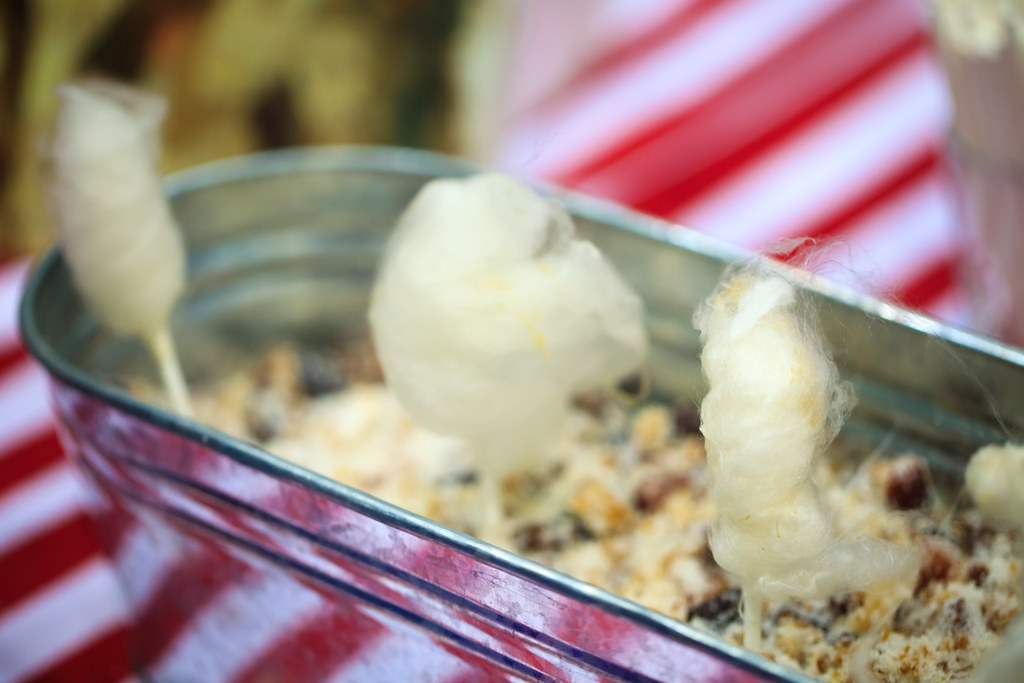 bacon cotton candy Hearty Baconfest 2013.jpg opacity Flickr