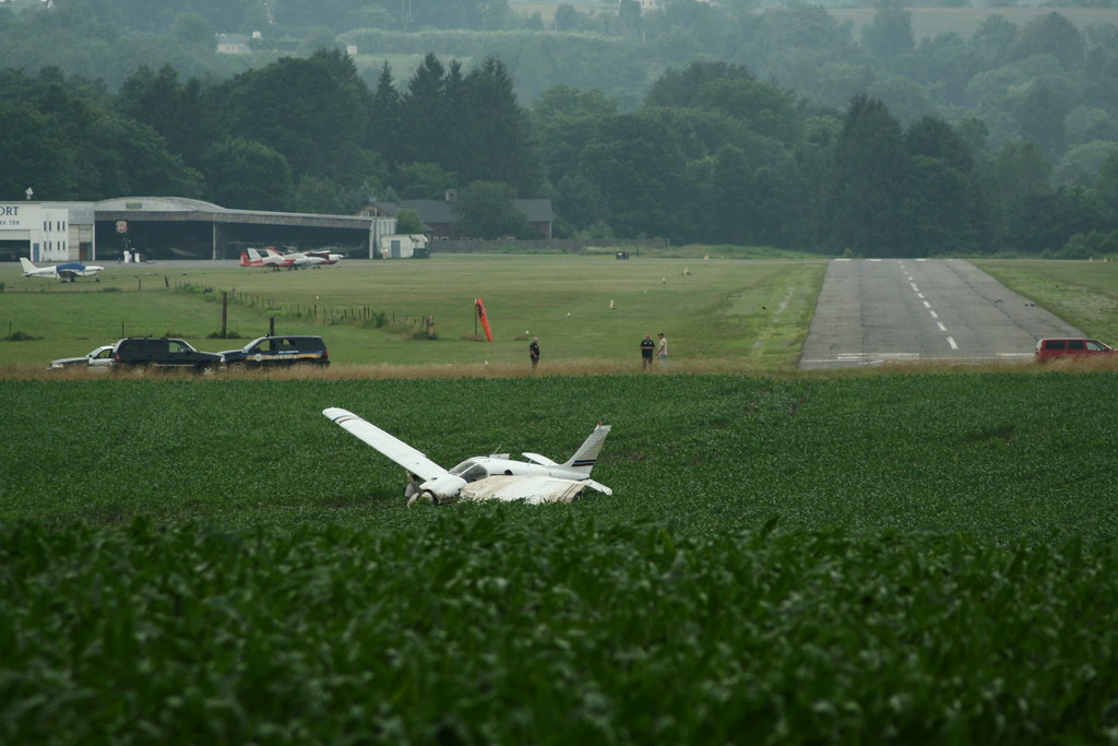 Plane Crash Great Barrington, MA Flickr