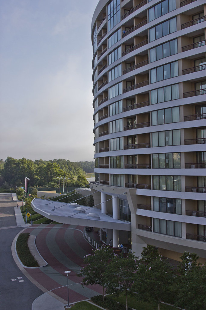 Bay Lake Tower Front Various images of Disney's Bay Lake T… Flickr