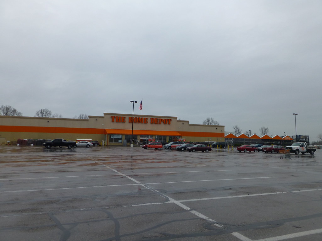 Home Depot in Lorain, Ohio Lighthouse Village Shopping Cen… Flickr