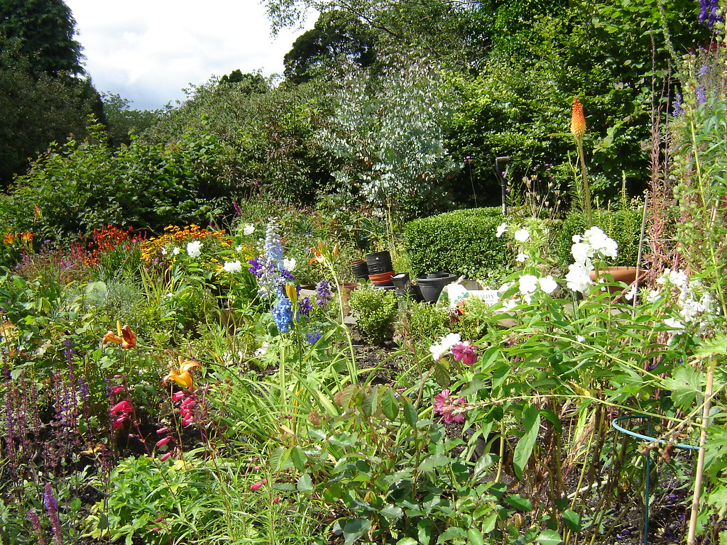 Baronhill garden 03 Cumbernauld Village Flickr