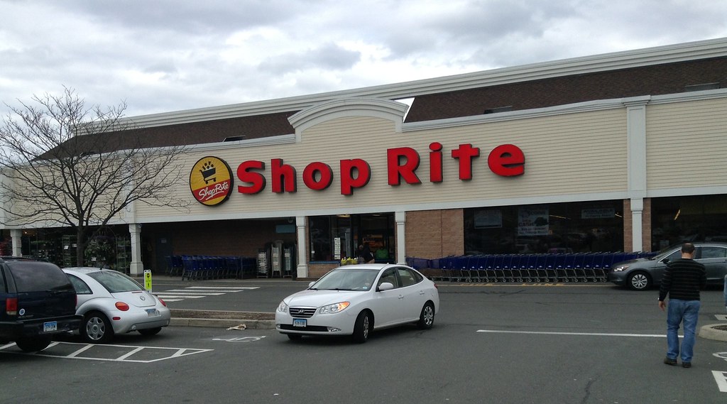 ShopRite Brookfield, Connecticut 2013. drpep Flickr