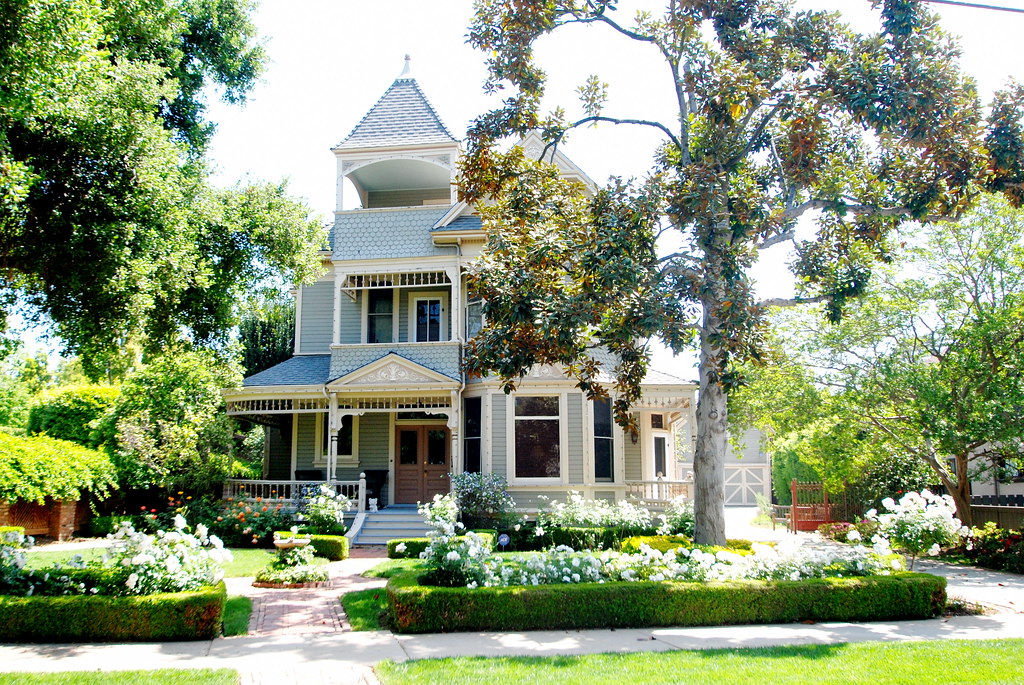 Hutchins House c.1895 One of the grand old Victorian house… Flickr