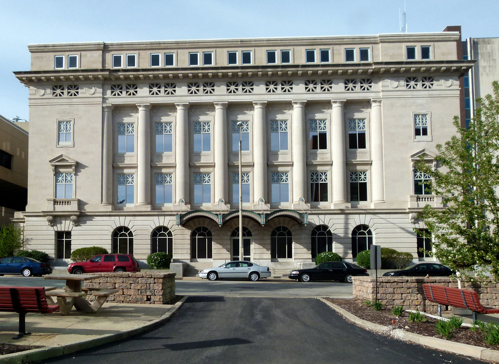 Winnebago County Courthouse (former) Rockford, Illinois robert e