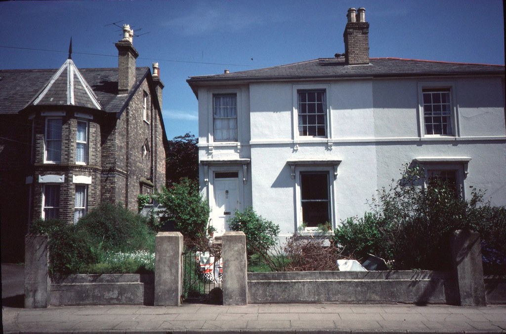 1069 Anglesea Road 22, Ipswich,July 1985 Front view The Ipswich