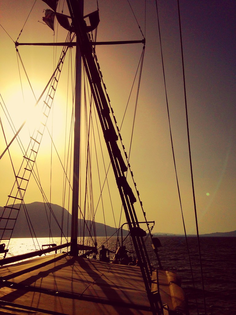 I am sailing, I am sailing, home again 'cross the sea. I a… Flickr