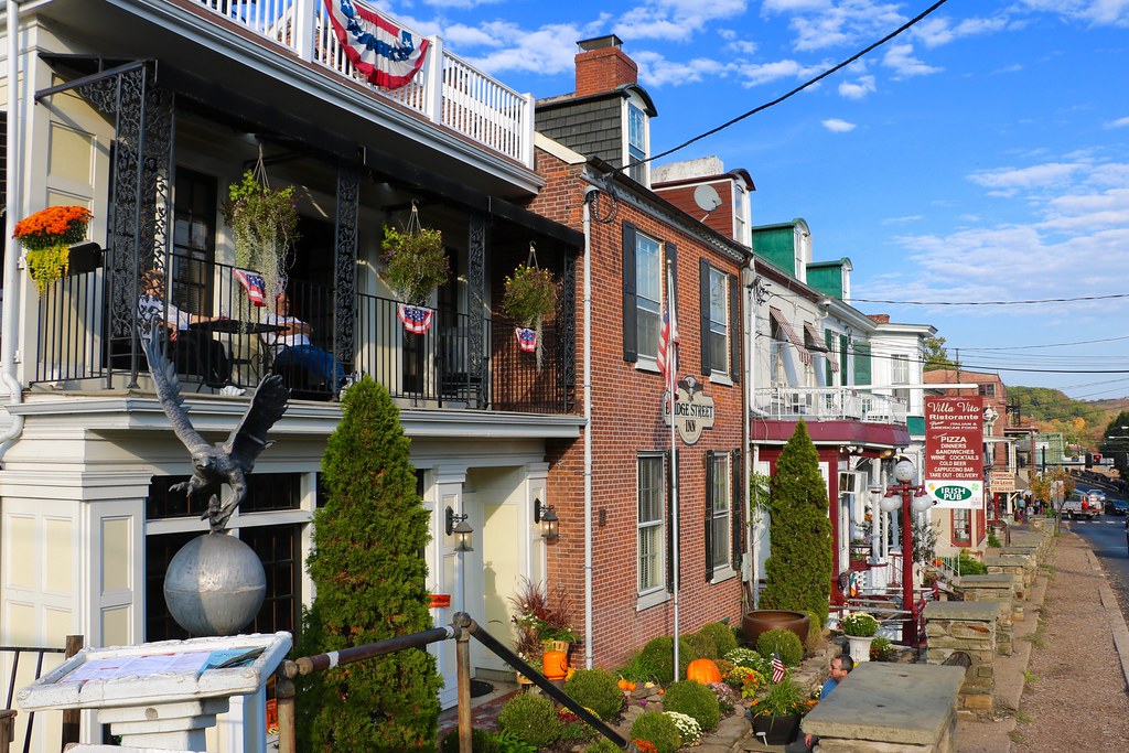 Bridge Street New Hope, PA, October 16, 2016 dtroyka Flickr