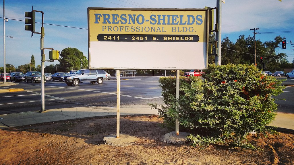 285/366. FresnoShields Professional Bldg. Monica Flickr