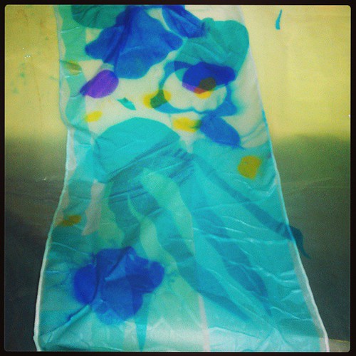 My Tuesday night Dyeing silk scarves using bleeding tissu… Flickr