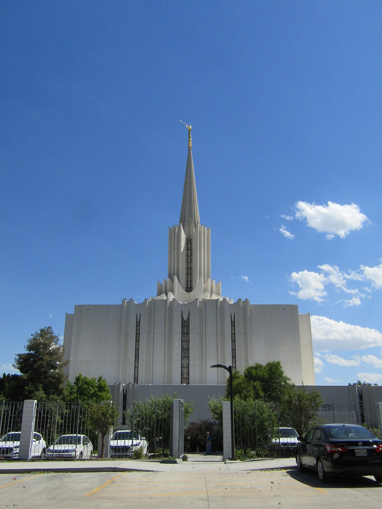 Jordan River Temple LDS temple in South Jordan, Utah. Ben P L Flickr