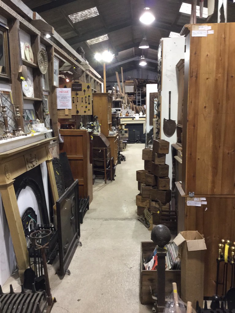 IMG_1165 Red Shed Antiques and European Flea Market Tours Flickr