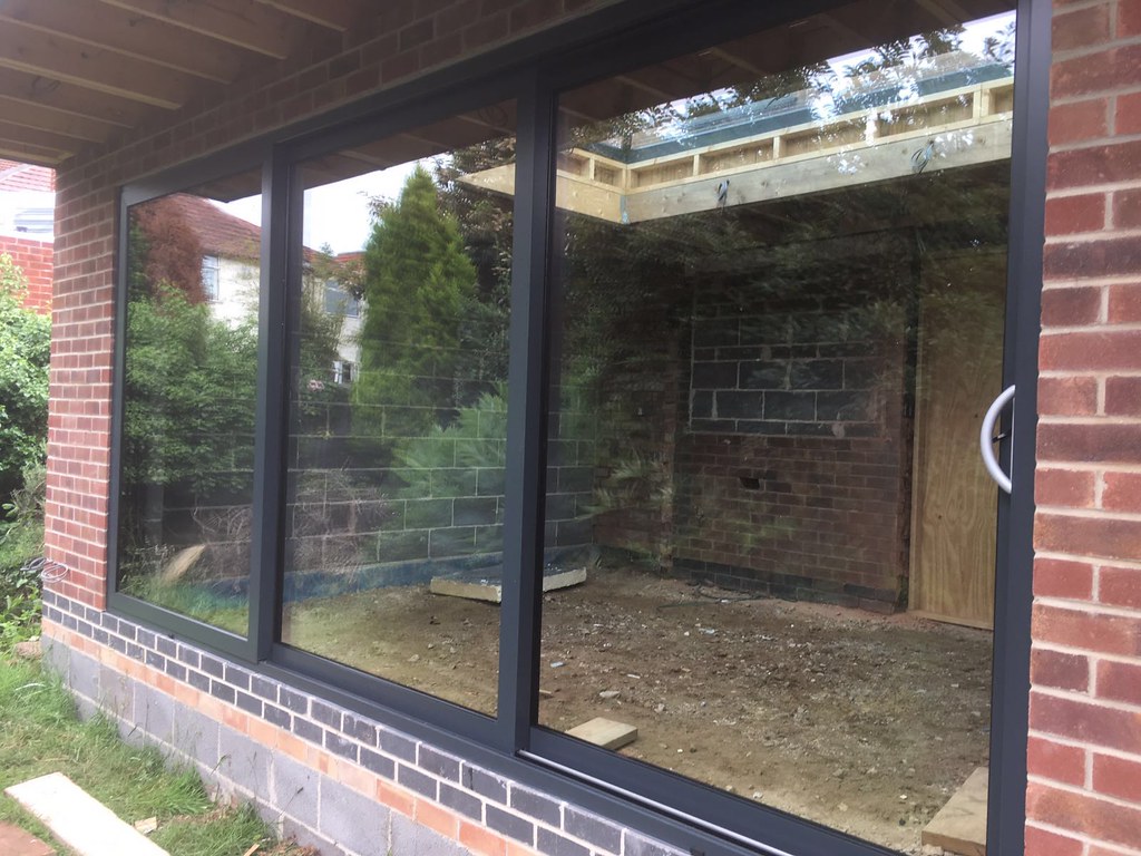 sliding patio door nottingham AluK GB Ltd Aluminium Triple… Flickr