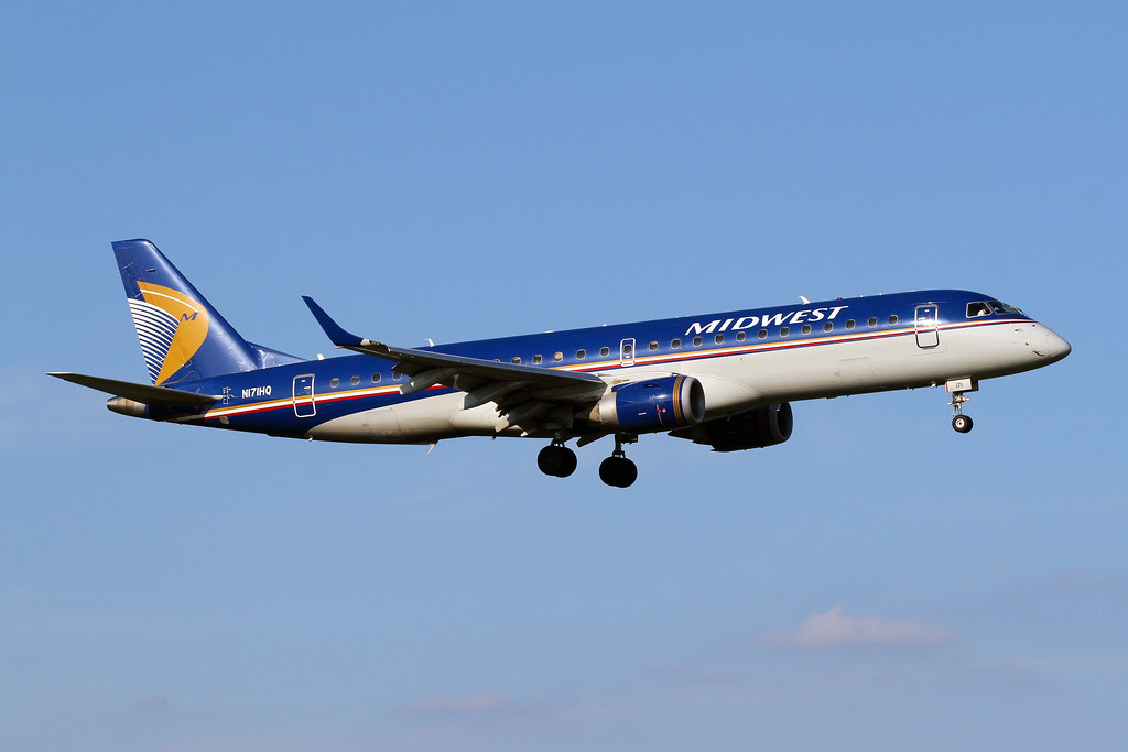 ERJ190.N171HQ2 Opb Republic Airlines; ERJ190AR DCA 5/31/… Brian