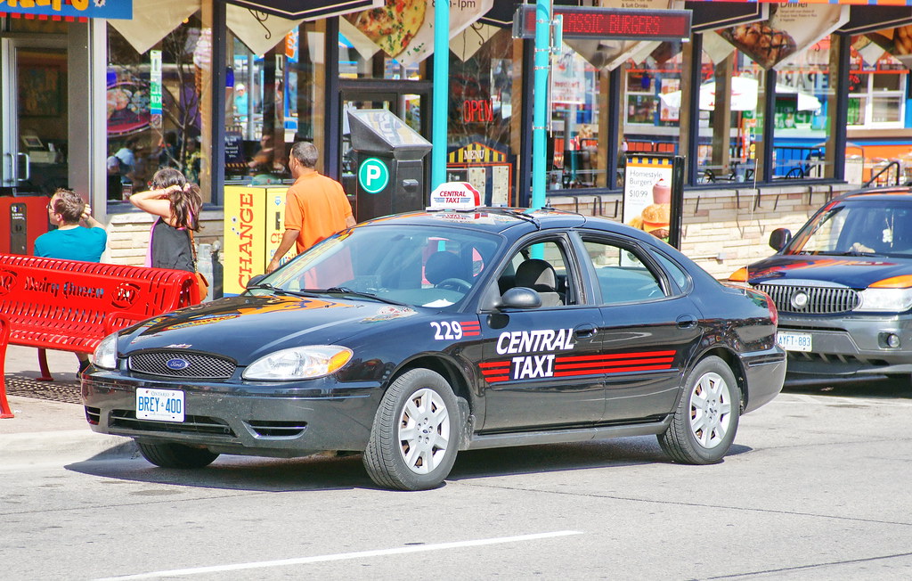 Ford Taxi in Niagara Falls 3.5.2013 0092 Niagara Falls Can… Flickr