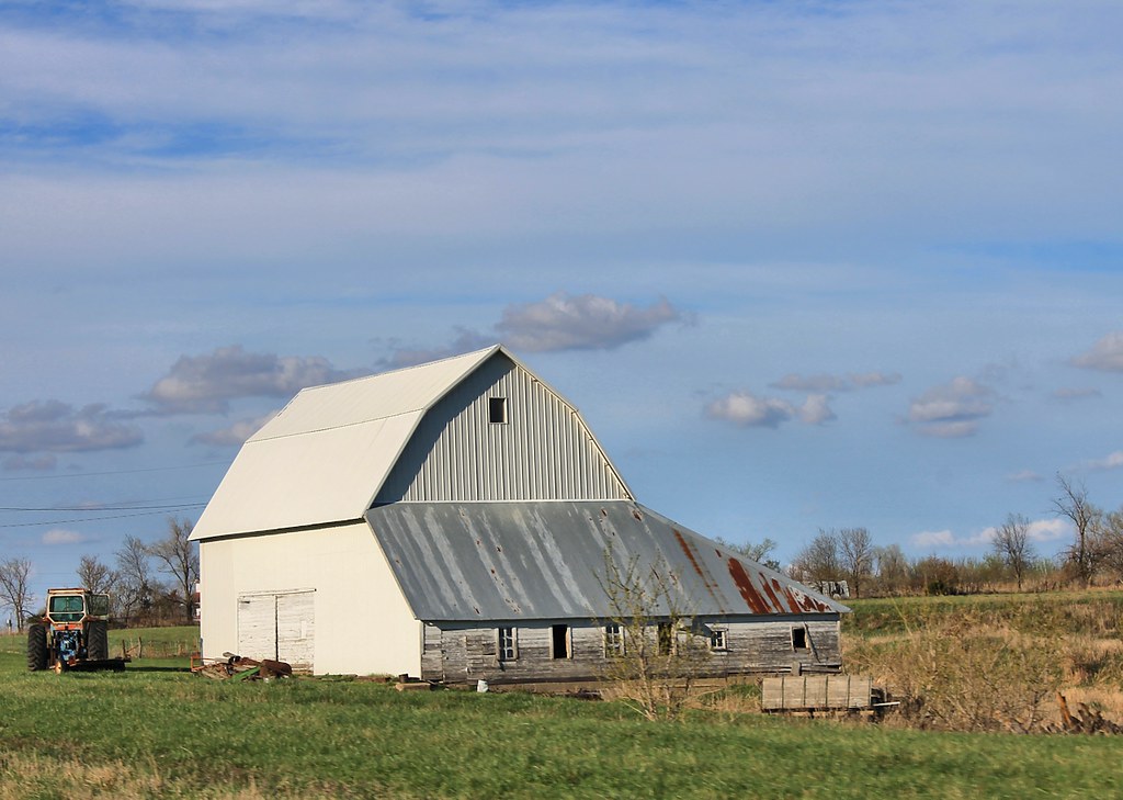 IMG_0349 Old Barn. Lamoni, Iowa Melissa Johnson Flickr