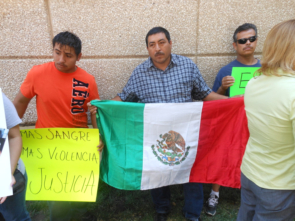 Protest 8/14/2012 Consulado Mexicano El Paso, Texas Mexicanos En