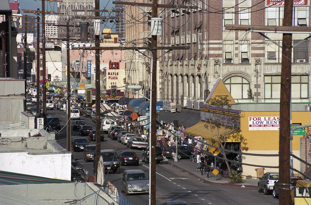 Maple Avenue Maple Ave. between E. 12th St. and E. Pico Bl… Flickr